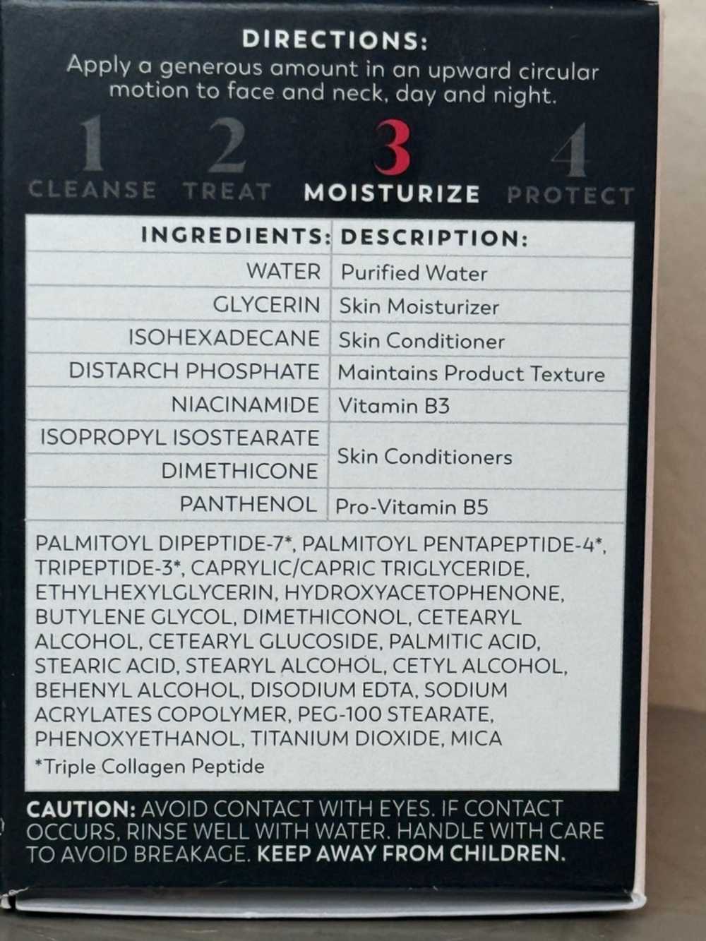 OLAY Regenerist Micro-Sculpting Cream - Red and Silver Jar - Picture 2 of 5